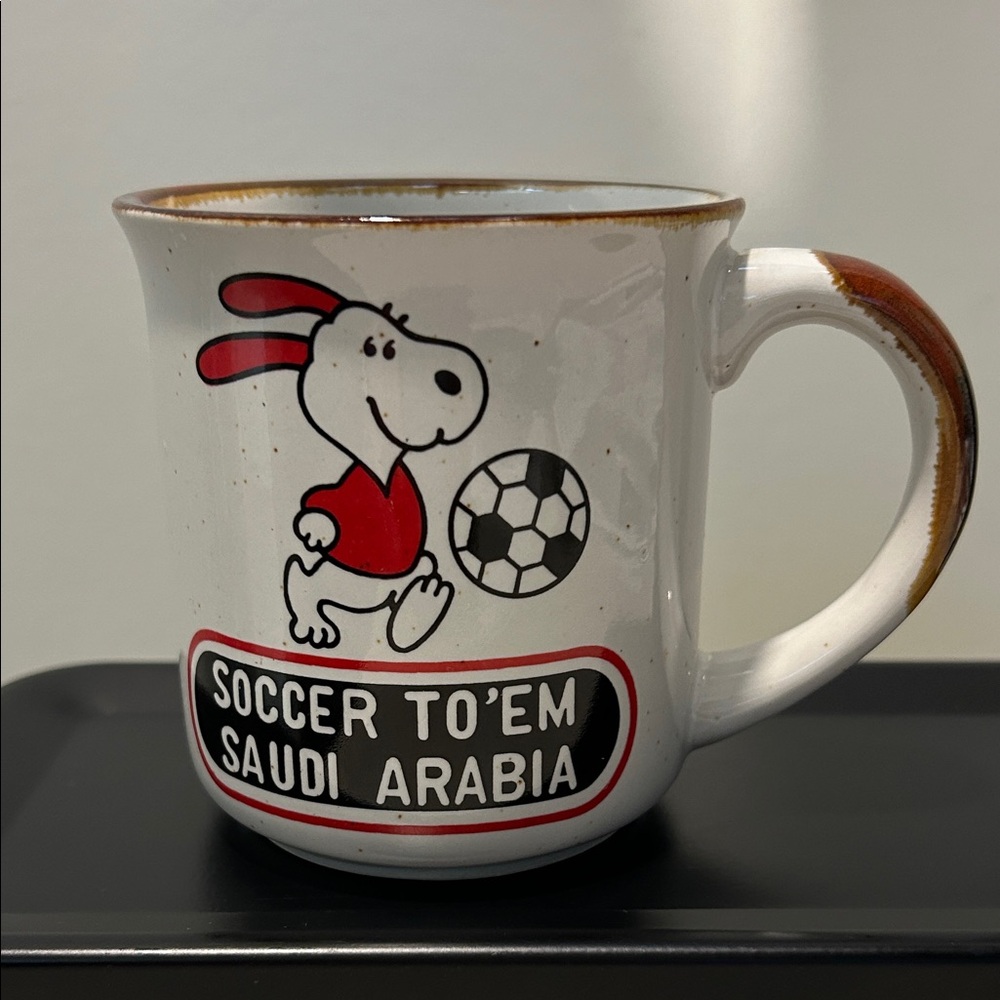RARE Vintage collectible bootleg Peanuts Snoopy Soccer Mug, 8 oz ceramic